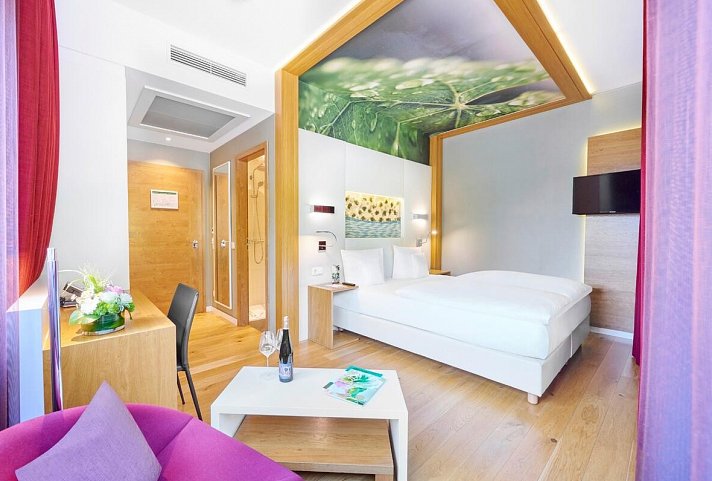 Weinhotel Hotel Kaisergarten Deidesheim - Wohnbeispiel Doppelzimmer Standard