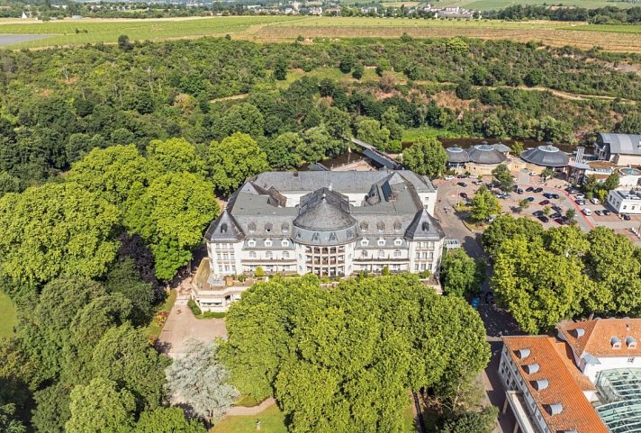 Parkhotel Kurhaus - Luftaufnahme Hotel