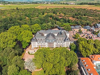 Parkhotel Kurhaus - Luftaufnahme Hotel