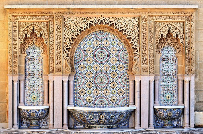 Marokko Rundreise & Baden - Brunnen mit Mosaik
