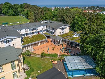 Ostseehotel Villen im Park - ein Rovell Hotel - Außenansicht - Luftaufnahme