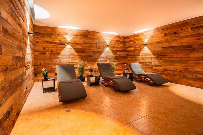 SEETELHOTEL Ostseehotel Ahlbeck - Innenpool mit Ruhebereich