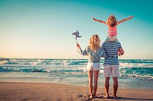 Hotel Alexa - Familie am Strand