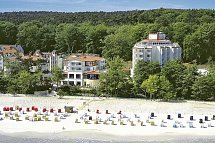 aja Strandhotel Bansin - Hotel und Strand