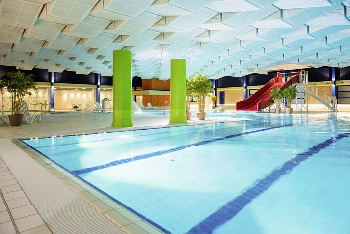 Baltic Sport und Ferienhotel - Meerwasserpool in der Bernsteintherme
