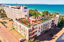 Rügen-Roulette - Arkona Strandhotel - Außenansicht mit Skybar