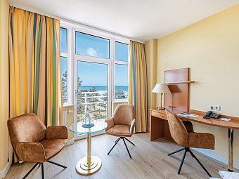 Arkona Strandhotel - Wohnbeispiel Doppelzimmer Meerseite (Zimmercodierungen DBC & DB8)