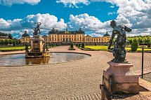 Kreuzfahrt Ostsee inkl. Parkplatz - Schloss Drottningholm, Stockholm