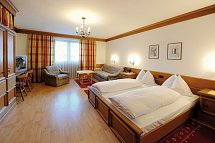 Hotel Salzburgerhof - Wohnbeispiel Doppelzimmer Zustellbett (Zimmercodierungen DB8 & DB9)
