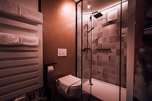 Wanderreise Saalbach - Wohnbeispiel Badezimmer (Zimmercodierung DB9)