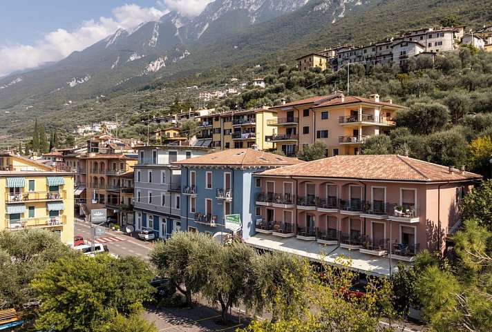 Hotel Smeraldo - Außenansicht Hotel Smeraldo