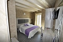 Hotel Miralago - Wohnbeispiel Doppelzimmer Seeblick (Zimmercodierung D1I)