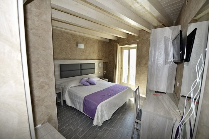 Hotel Miralago