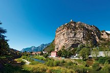 Arco Smart Hotel - Blick auf das Castello di Arco