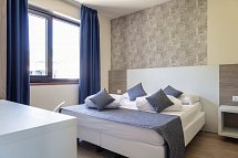 Arco Smart Hotel - Wohnbeispiel Doppelzimmer Gartenblick (Zimmercodierung DBG)