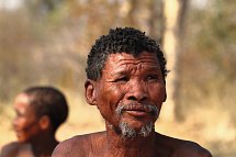 Namibia Rundreise - San Buschmann Dorf