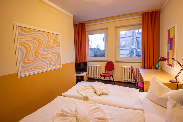 Hotel Himmelsscheibe & Hotel Schloss Nebra