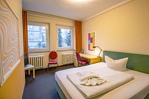 Hotel Himmelsscheibe & Hotel Schloss Nebra - Beispiel EZ Eco Himmelsscheibe (Zimmercodierung EB9)