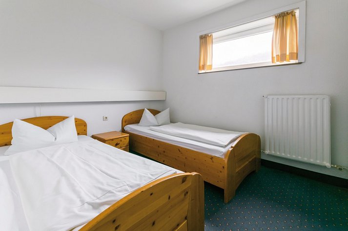 Panoramic Hotel – Ihr Aparthotel im Harz - Wohnbeispiel Economy Twin Appartement (Zimmercodierungen AB1, AB2, AB3, EC1 & EC2)