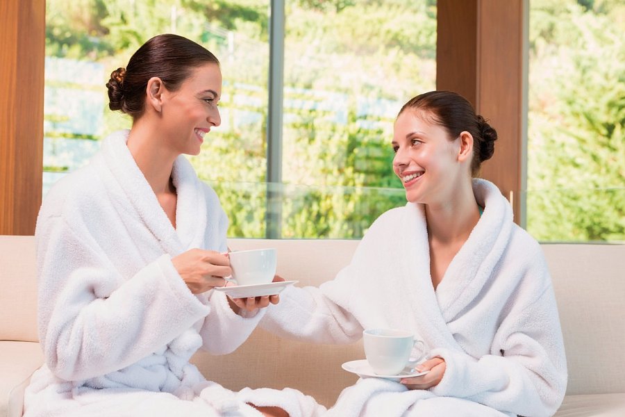 re.vita – naturresort & spa - Freundinnen im Spa-Bereich