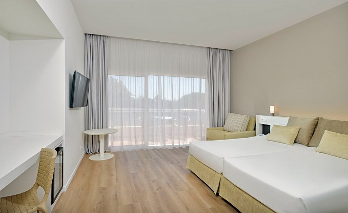 Sol Marbella Estepona · Atalaya Park - Wohnbeispiel Doppelzimmer (Zimmercodierungen DB1, DB2, D1E & D2E)