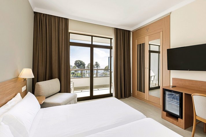 Sol Marbella Estepona · Atalaya Park - Wohnbeispiel Doppelzimmer Meerblick (Zimmercodierungen D1M & D2M)