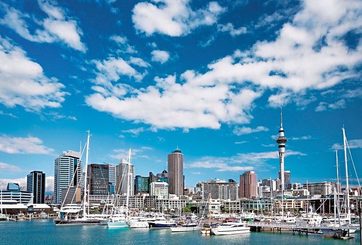 Neuseeland Rundreise auf Schiene & Straße - Auckland, Hafen