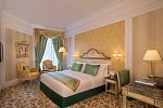 Hotel Royal Rose, Curio Collection by Hilton Abu Dhabi