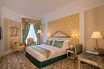 Hotel Royal Rose, Curio Collection by Hilton Abu Dhabi - Wohnbeispiel Deluxe Room (Zimmercodierung UD1)
