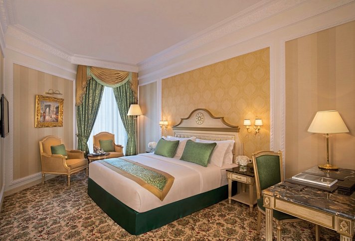 Hotel Royal Rose, Curio Collection by Hilton Abu Dhabi