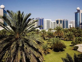 Hotel Royal Rose, Curio Collection by Hilton Abu Dhabi