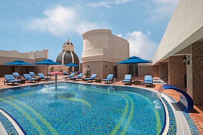 Hotel Royal Rose, Curio Collection by Hilton Abu Dhabi