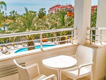 Calimera Hane Garden - Beispiel Balkon Doppelzimmer (Zimmercodierungen DE1, DB1 & DC1)