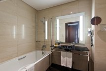Hotel Vila Galé Santa Cruz - Beispiel Bad (Zimmercodierungen DBL & DBM)