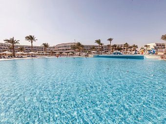 Nilkreuzfahrt und Baden in Hurghada
