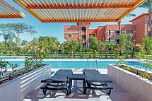 Sentido Caribbean World Resort Soma Bay - Beispiel Terrasse Doppelzimmer Swim Up Gartenblick (Zimmercodierung D1Q)
