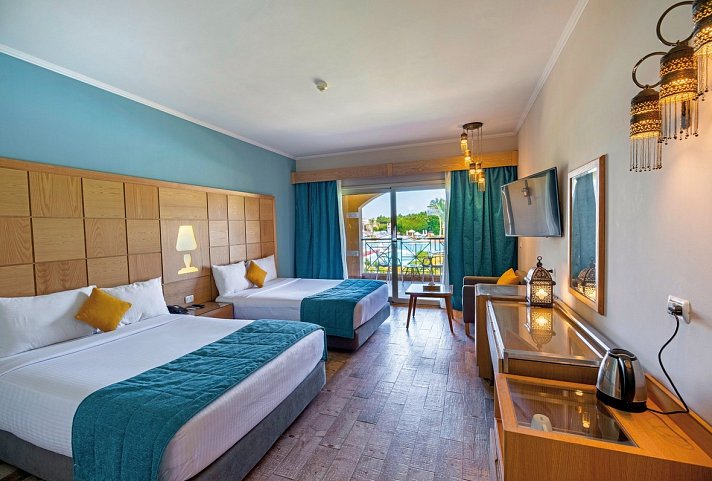 Prima Life Makadi Resort - Wohnbeispiel Doppelzimmer Standard Poolblick (Zimmercodierungen DGP, D3P & DCP)