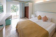 Mallorca zur Blütezeit - Hotel Bahía del Sol - Wohnbeispiel Doppelzimmer (Zimmercodierungen DB1 & DB2)