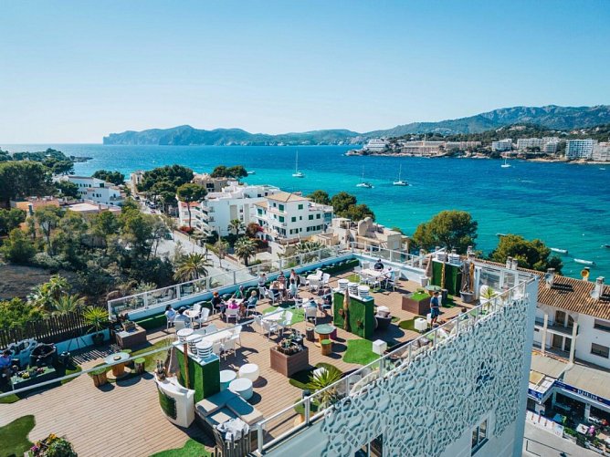 Mallorca zur Blütezeit - Hotel Bahía del Sol - Hotel Bahia del Sol