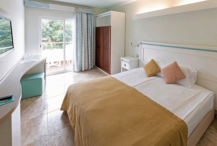 Mallorca zur Blütezeit (Hotel Bahía del Sol) - Wohnbeispiel Doppelzimmer (Zimmercodierung DB1)