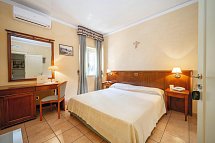 Hotel Santa Lucia - Wohnbeispiel Doppelzimmer (Zimmercodierung DB1)
