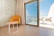 Lanzarote Village - Wohnbeispiel Juniorsuite Meerblick (Zimmercodierung J1M)