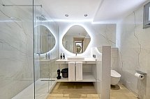 Las Costas - Wohnbeispiel Doppelzimmer (Bad) (Zimmercodierungen DG1, DC1, DG2, DGN, D1N, D1M & D2M)