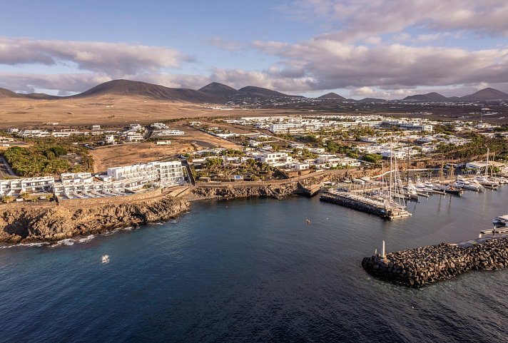 Royal Marina Suites Boutique Hotel