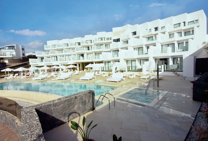 Royal Marina Suites Boutique Hotel