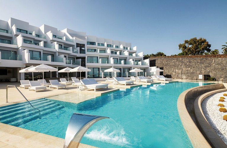 Royal Marina Suites Boutique Hotel