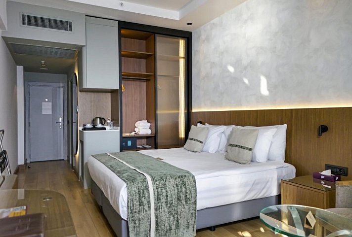 Korumar Deluxe Hotel - Wohnbeispiel Doppelzimmer Standard (Zimmercodierungen DG1, DC1 & DGM)