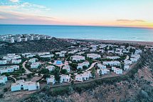 Lunja Village