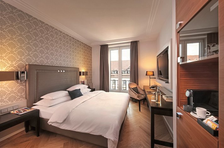 Hotel Maximilian's