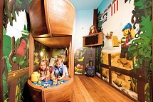 LEGOLAND® Feriendorf - Wohnbeispiel Pirateninsel Zimmer (Zimmercodierungen RE2 & RS2)